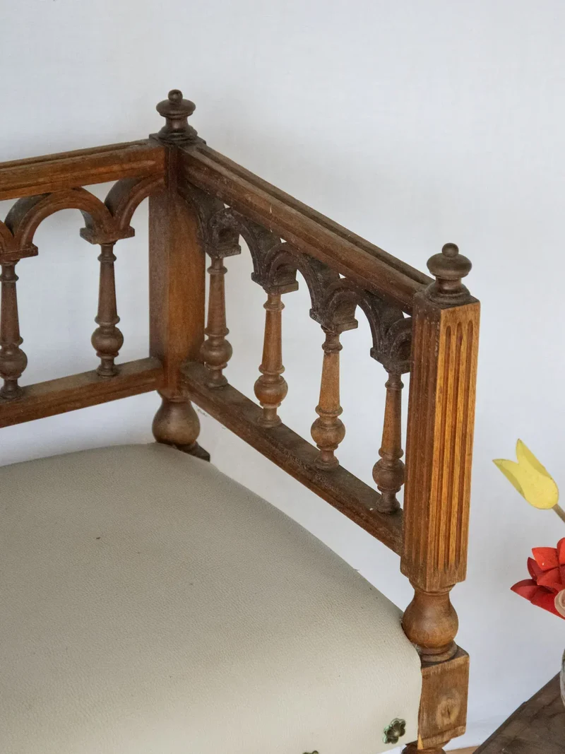 Claude, la chaise d'angle en cuir N°882