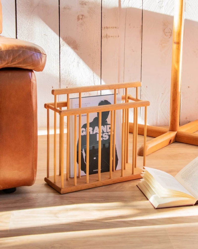 Marius, le porte-revues en bois N°213