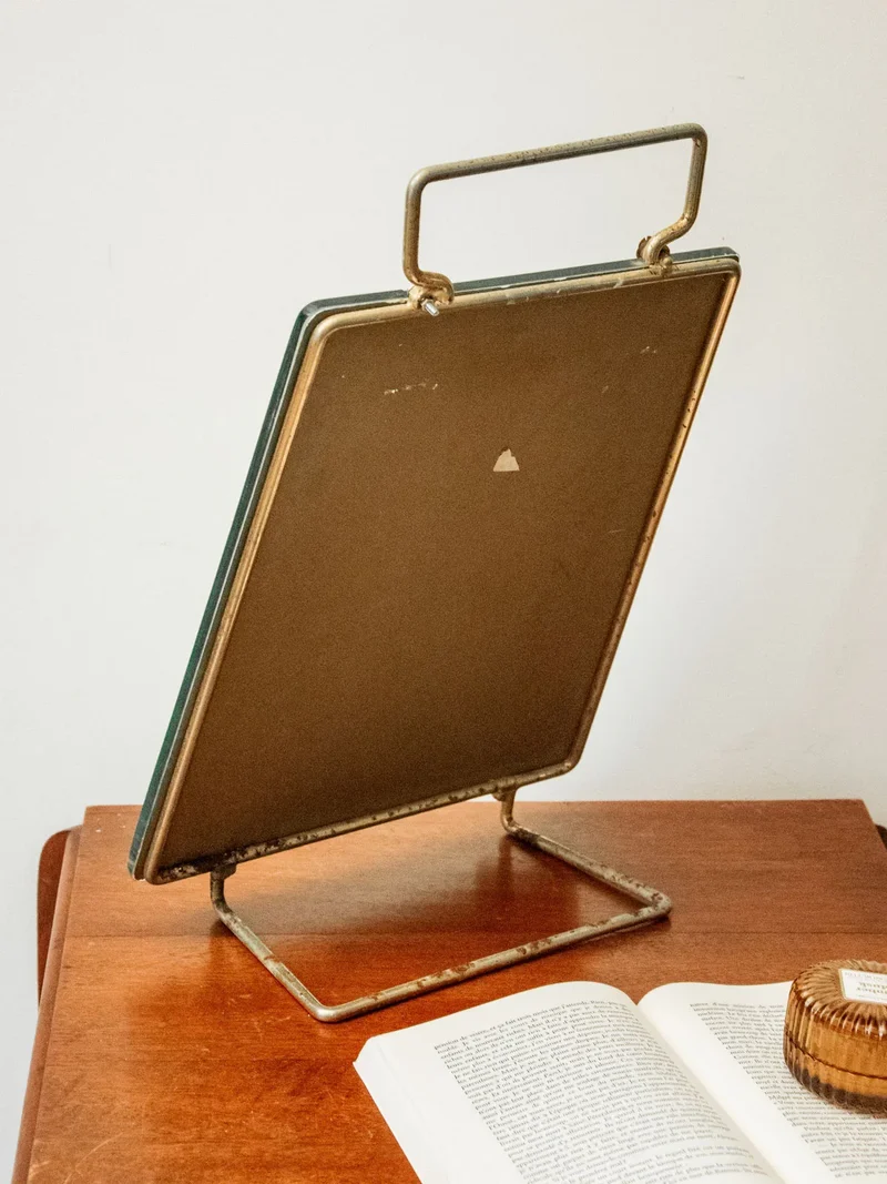Georges, l'ancien miroir de chausseur en métal N°877