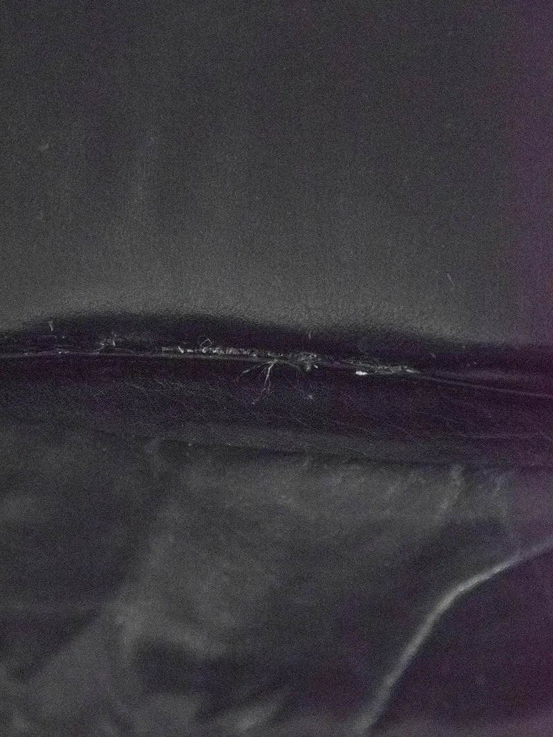 Alma, la paire de chaises en cuir N°1116