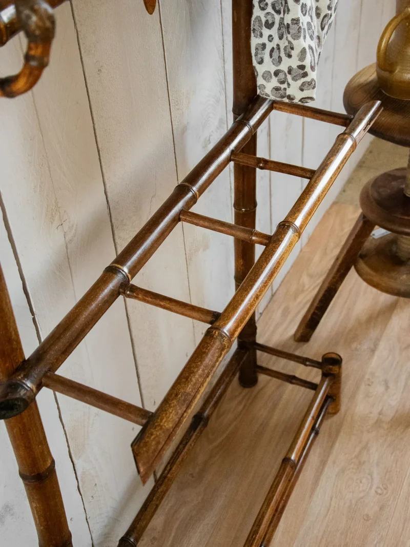 Max, le porte-manteau miroir en bambou N°218