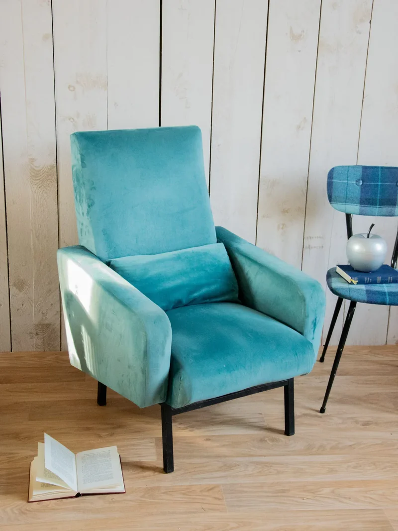 Jakob, le fauteuil en velours N°737