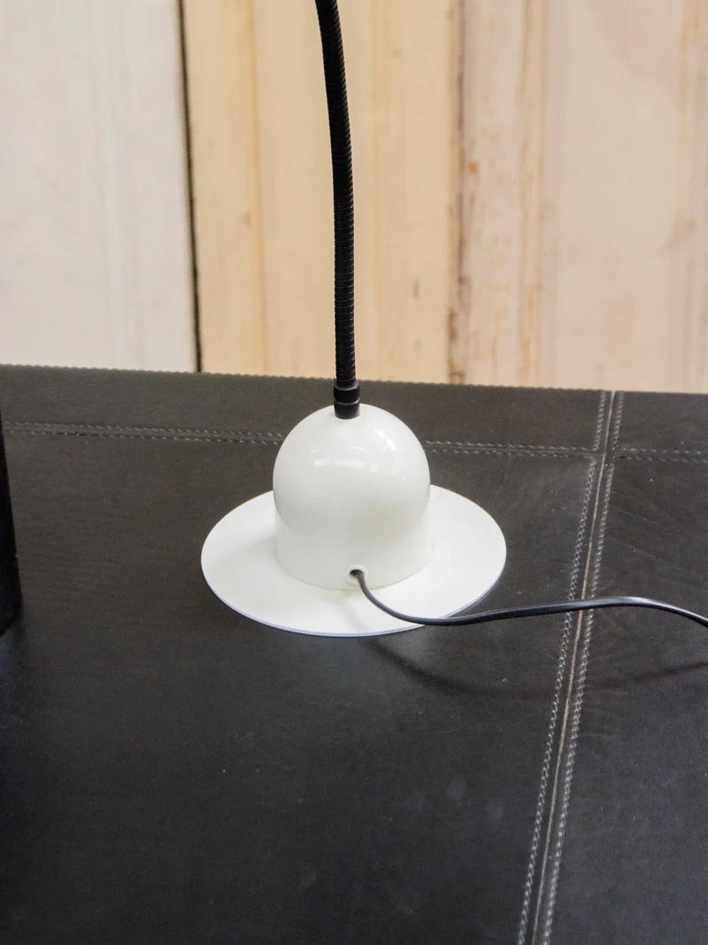 Julia, la lampe de bureau à poser N°554