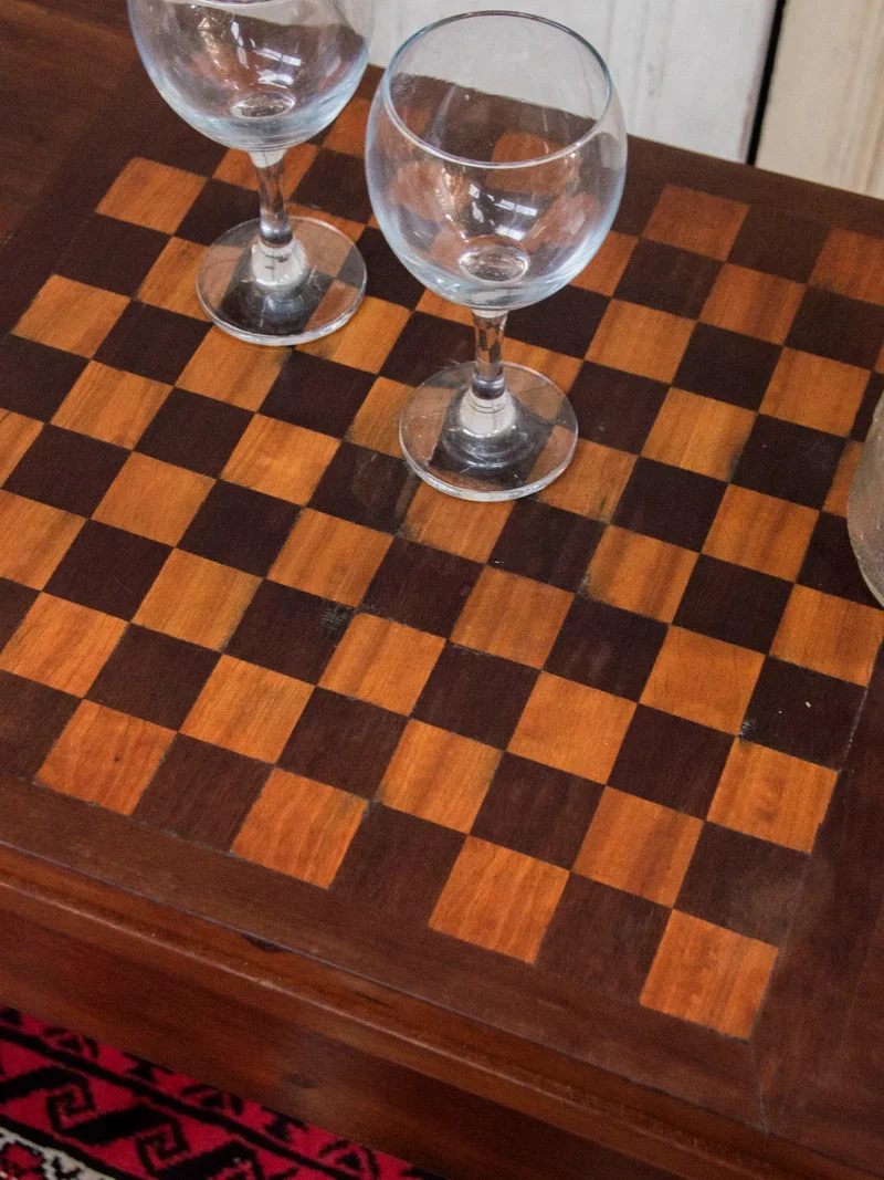 Hanna, la grande table de jeux N°717