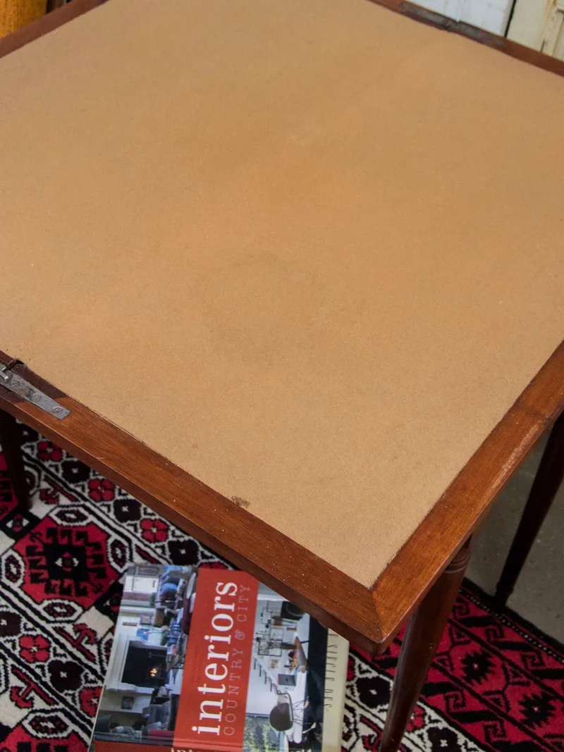 Hanna, la grande table de jeux N°717