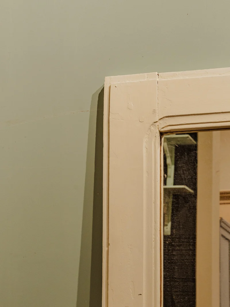 Igor, le miroir en bois N°870