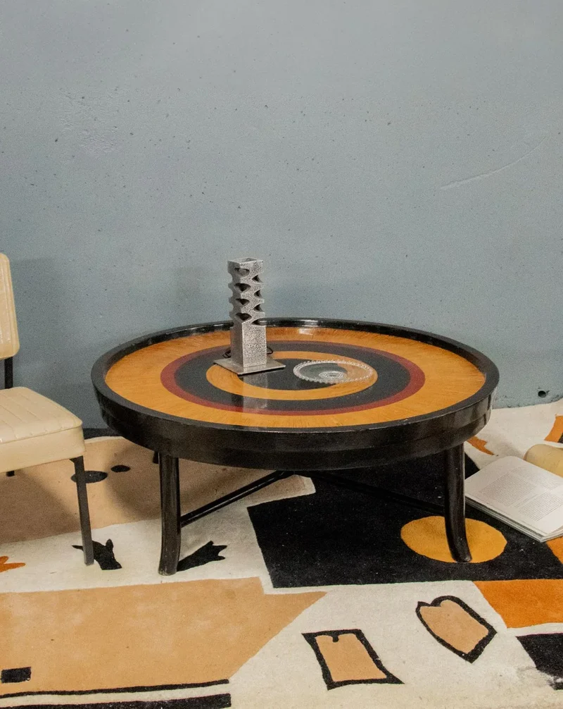 Donna, la table basse en bois japonisante N°686