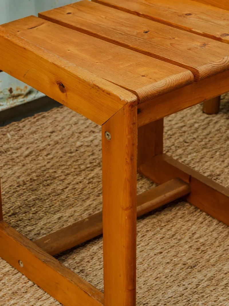 Claude, la chaise en bois N°853