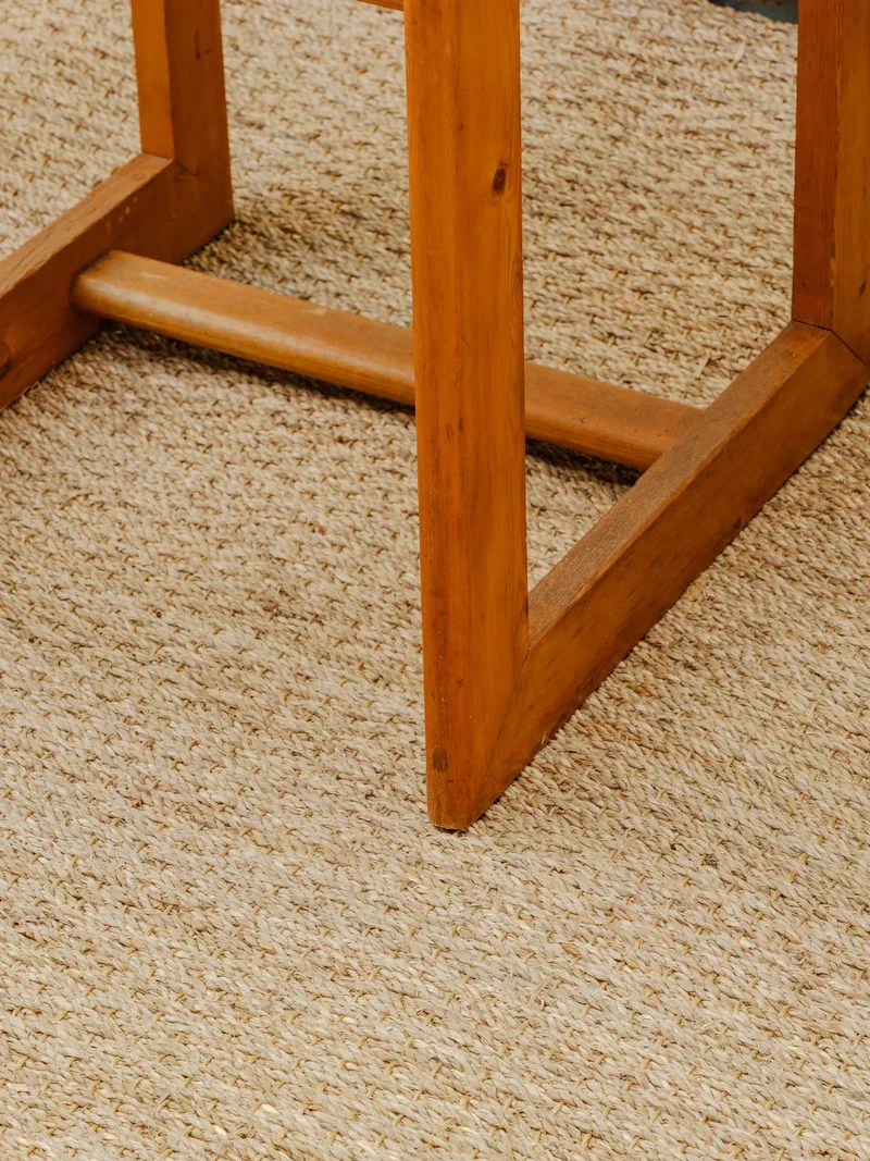 Claude, la chaise en bois N°853