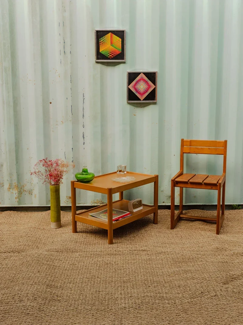 Hanna, la table d'appoint en bois N°739