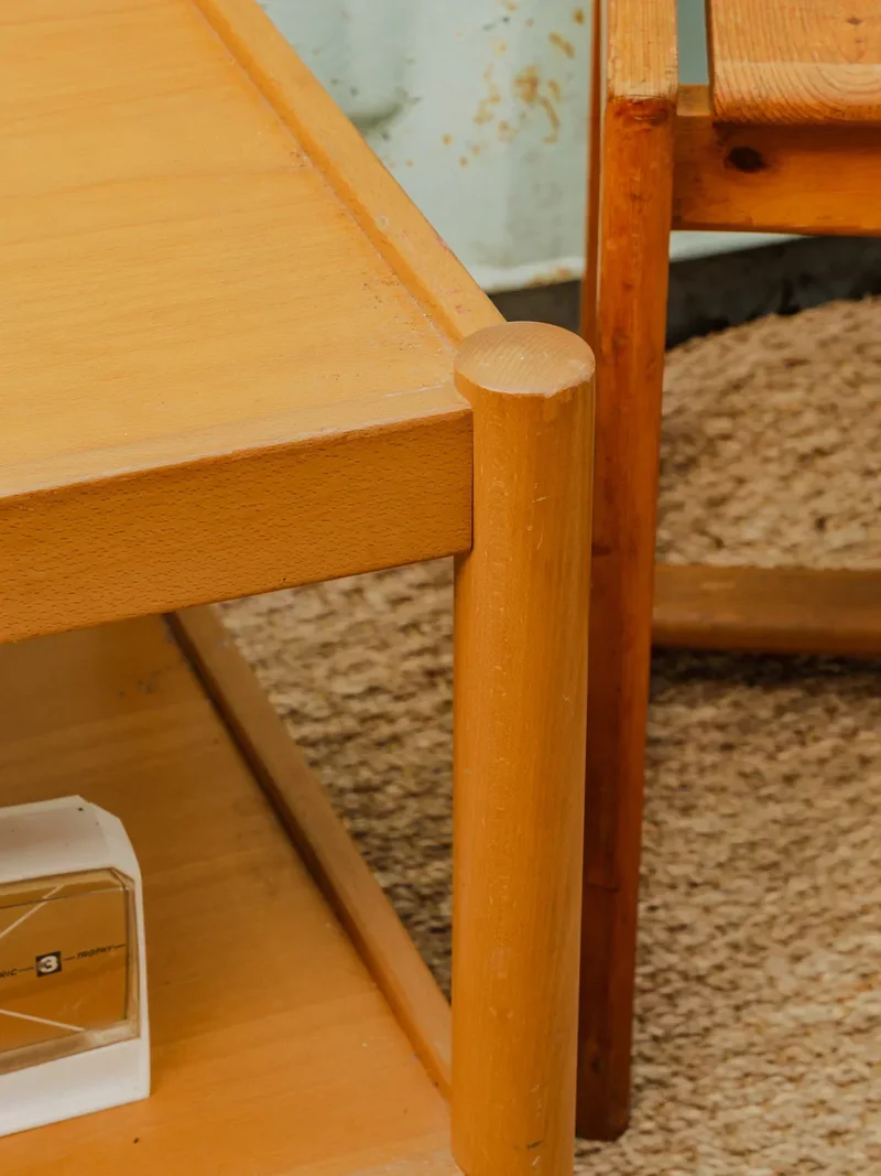 Hanna, la table d'appoint en bois N°739