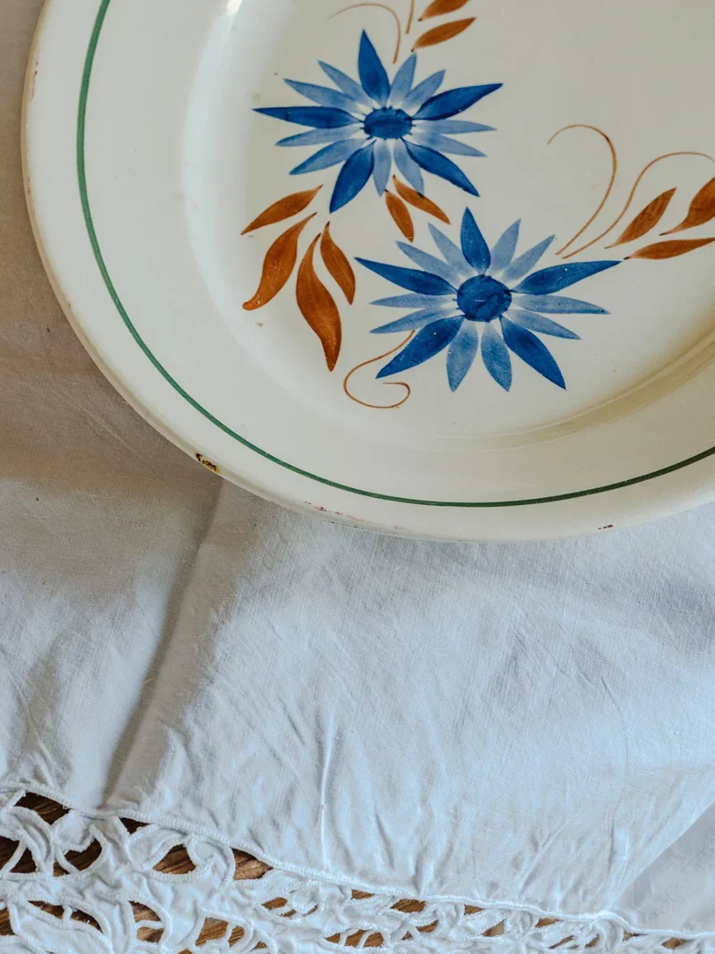Nestor, le plat de service en faïence N°536