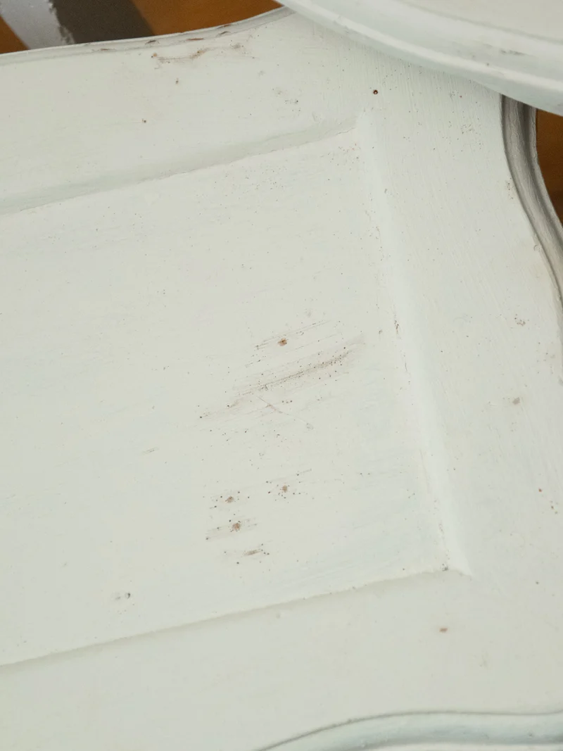 Barbara, les 2 tables gigognes blanches en bois N°111
