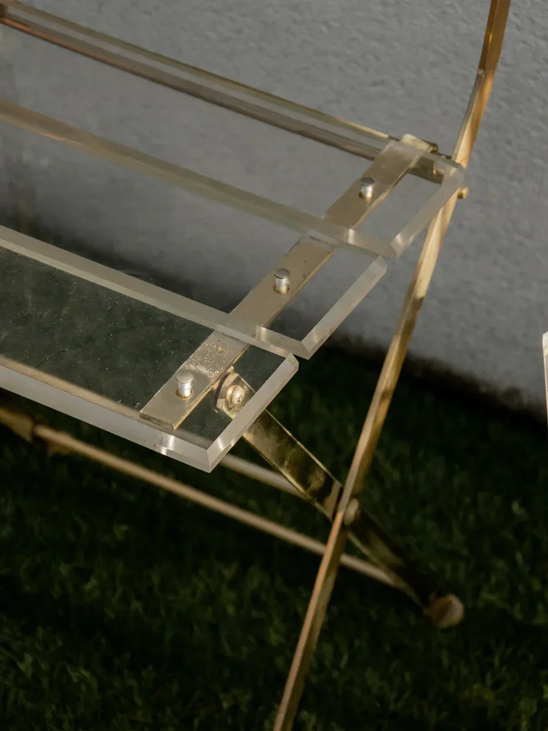Alma, la paire de chaises pliantes en plexiglass N°1201