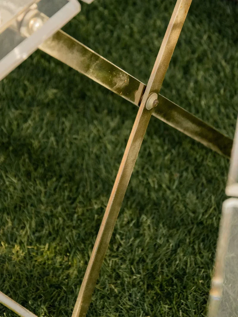 Alma, la paire de chaises pliantes en plexiglass N°1201