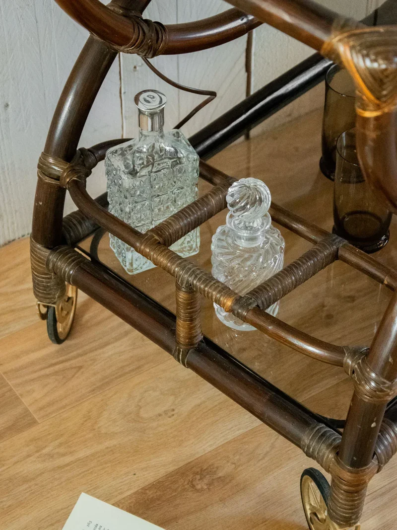 Henriette, la desserte en bambou N°147