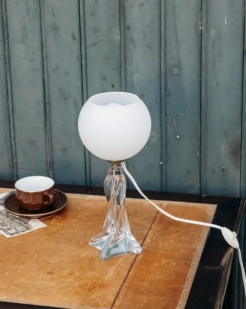 Julia, la lampe à poser en verre N°566