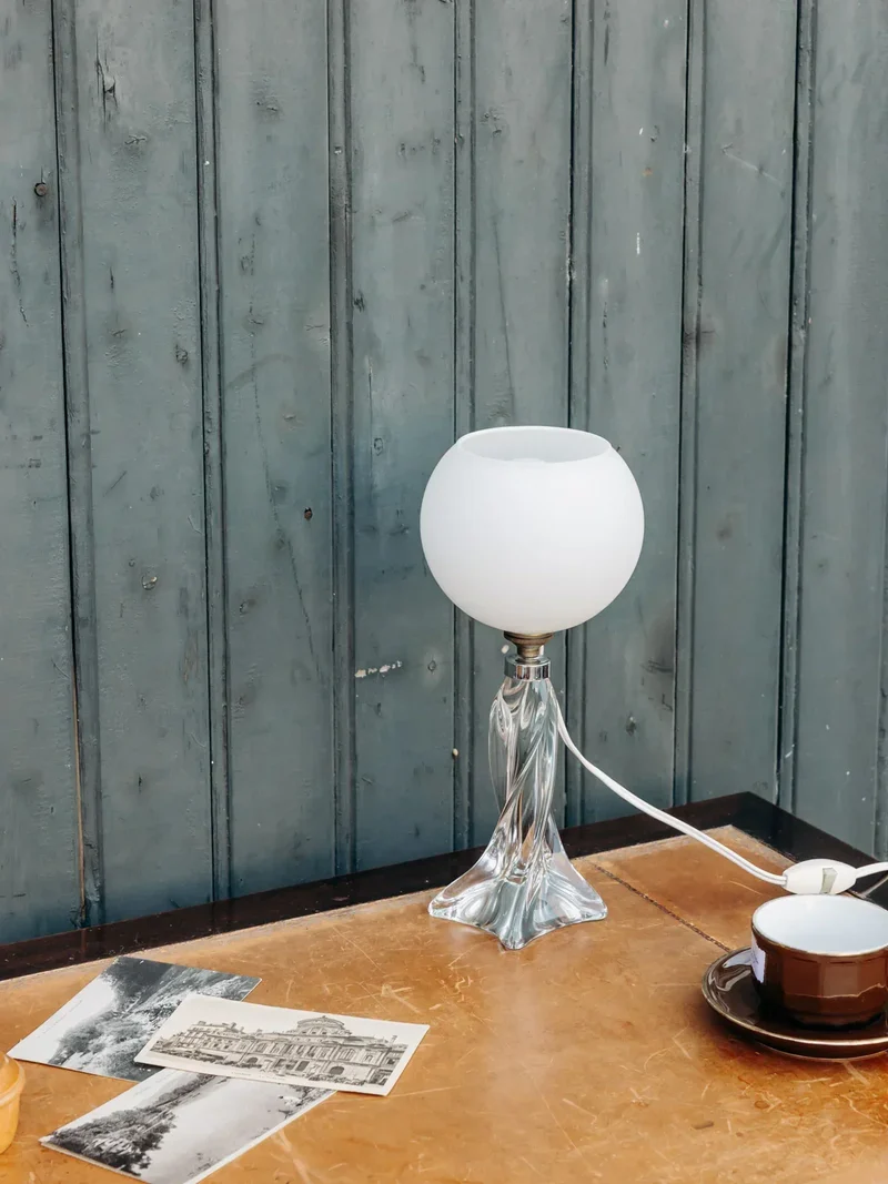 Julia, la lampe à poser en verre N°566