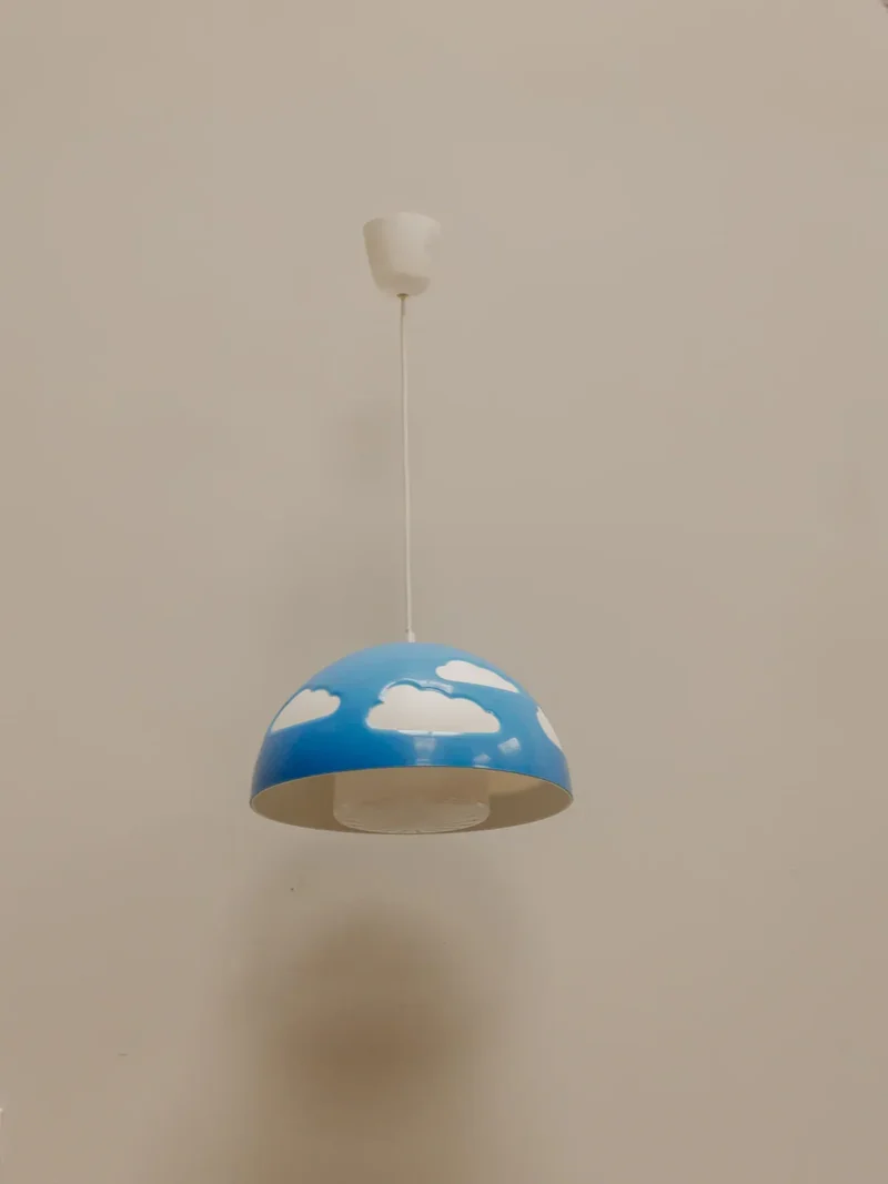 Sonia, la suspension bleue Ikea vintage N°170