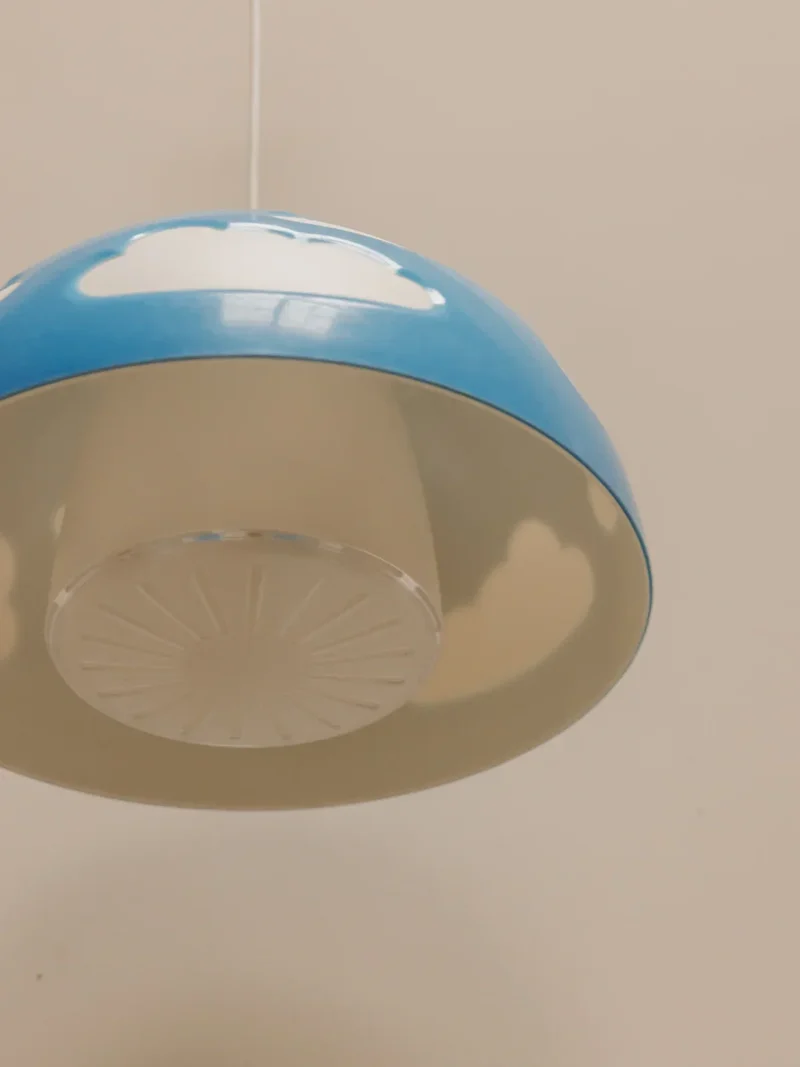 Sonia, la suspension bleue Ikea vintage N°170
