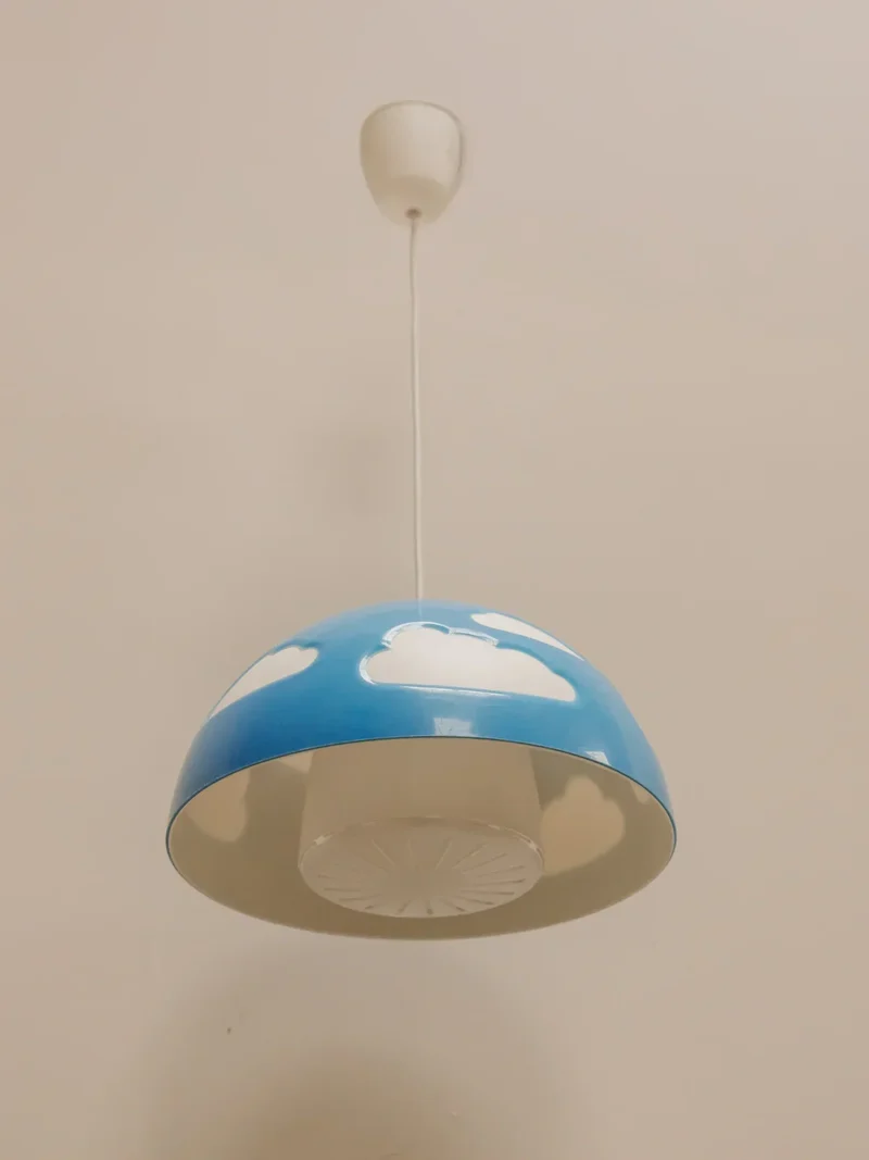 Sonia, la suspension bleue Ikea vintage N°170