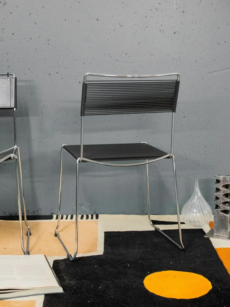 Alma, la chaise spaghetti en chrome N°1156