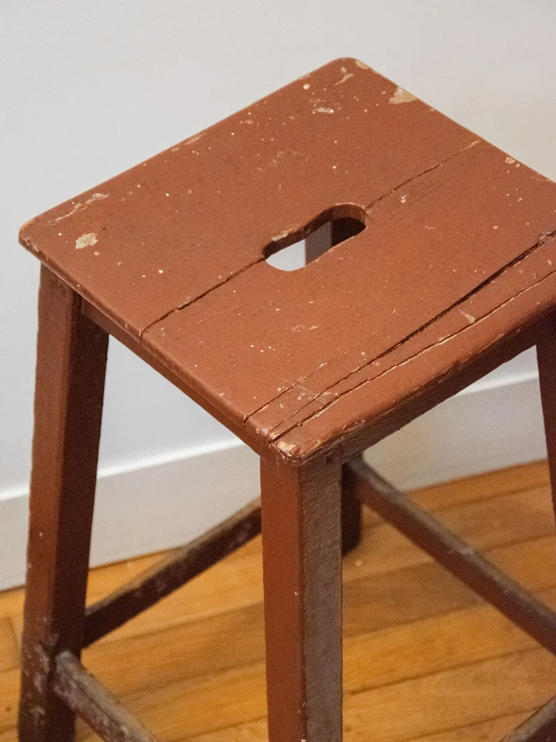 Regis, le tabouret d'atelier marron N°735
