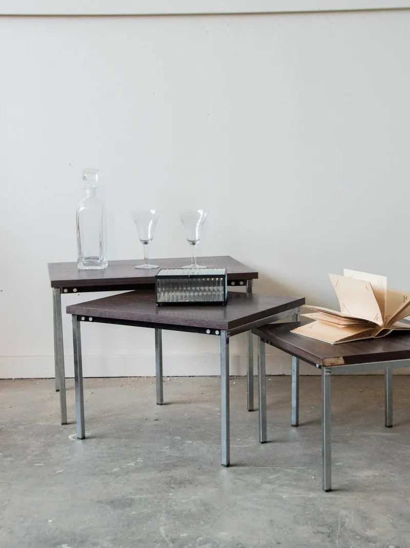 Barbara, les tables gigognes en métal N°109
