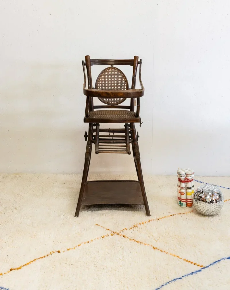 Ernestine, la chaise haute pour enfant en bois N°281