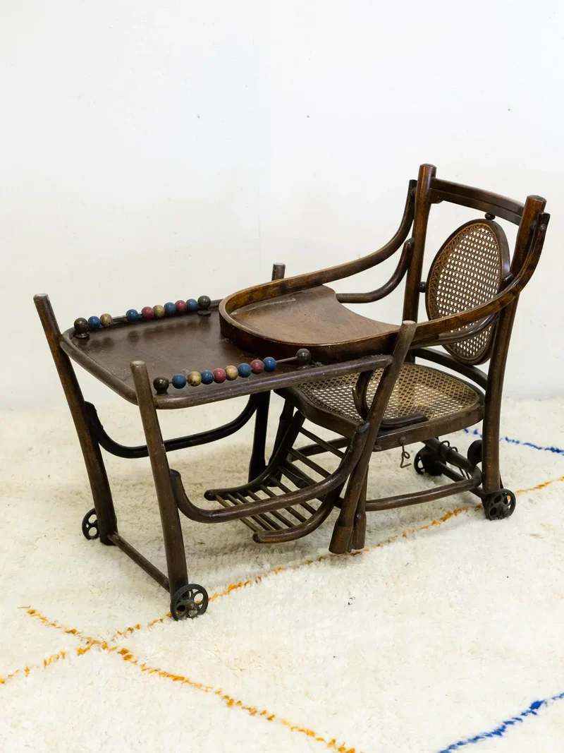 Ernestine, la chaise haute pour enfant en bois N°281