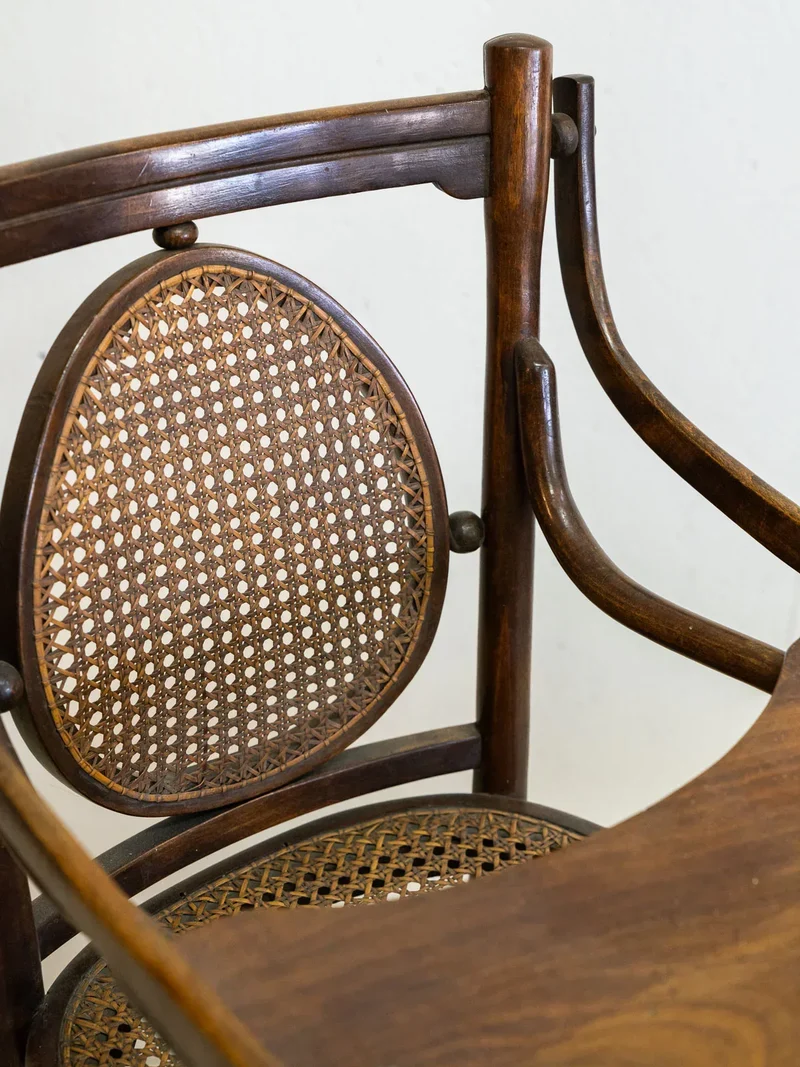 Ernestine, la chaise haute pour enfant en bois N°281