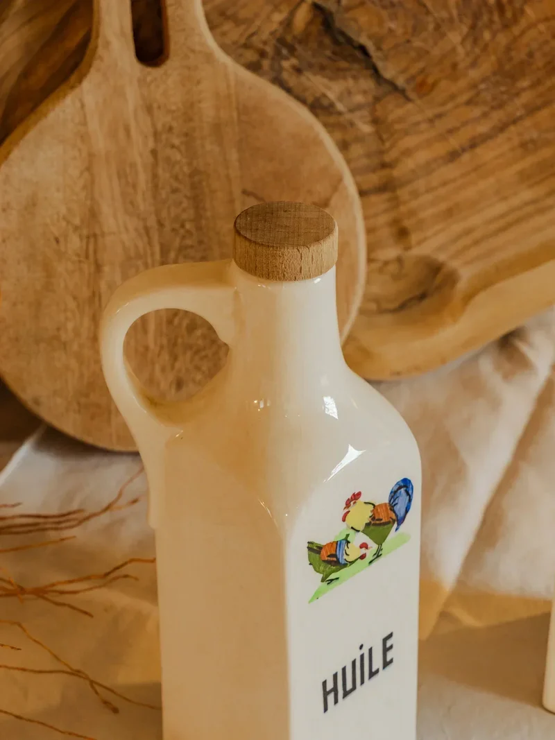 Gabrielle, le lot de 2 bouteilles en faïence N°148