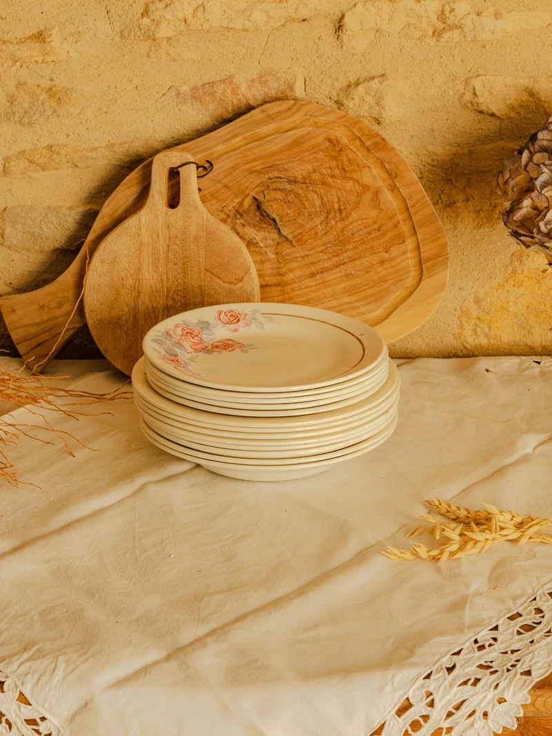 Antoinette, le lot d'assiettes Digoin Sarreguemines N°232
