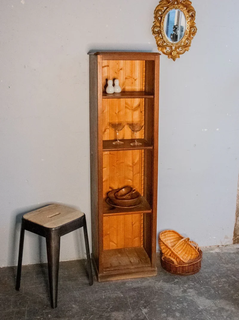Gaëlle, la grande étagère en bois foncé N°286