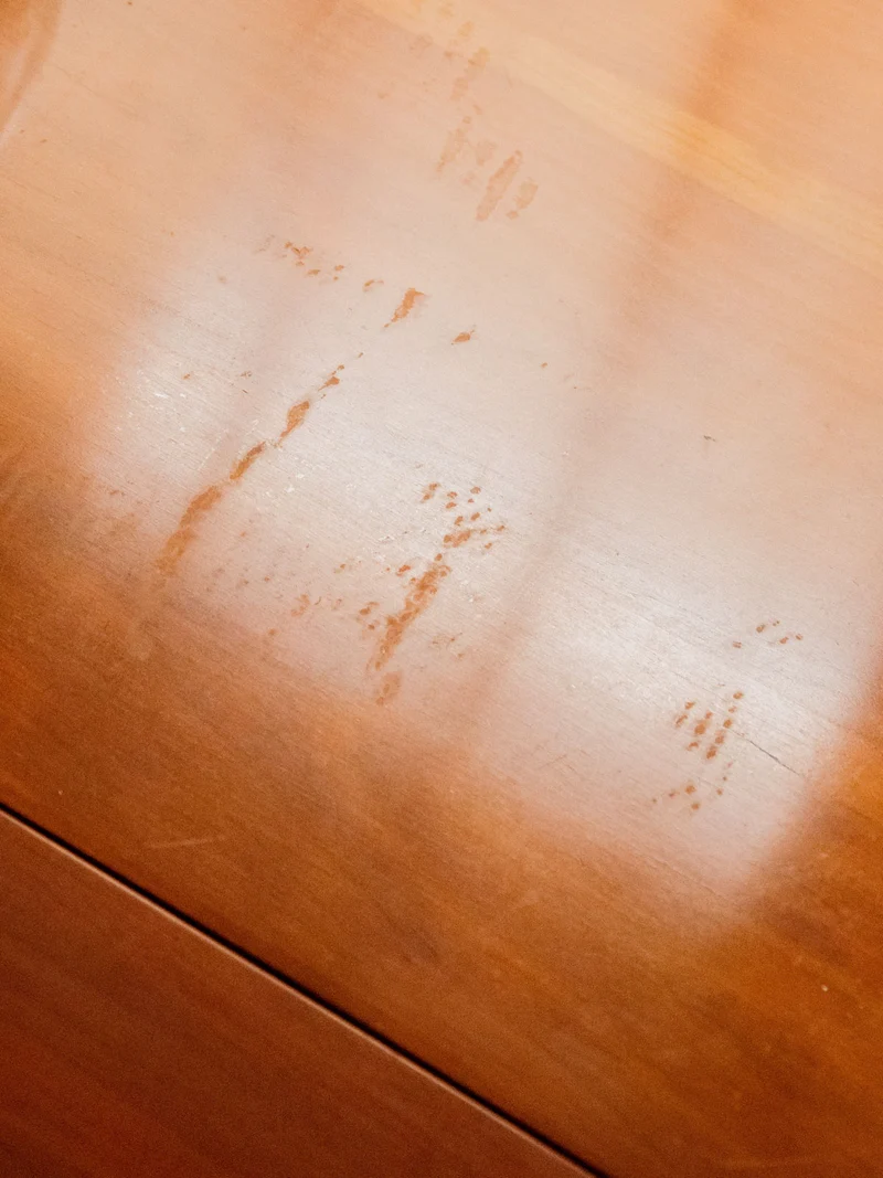 Karla, la table à manger en bois de cerisier N°1045