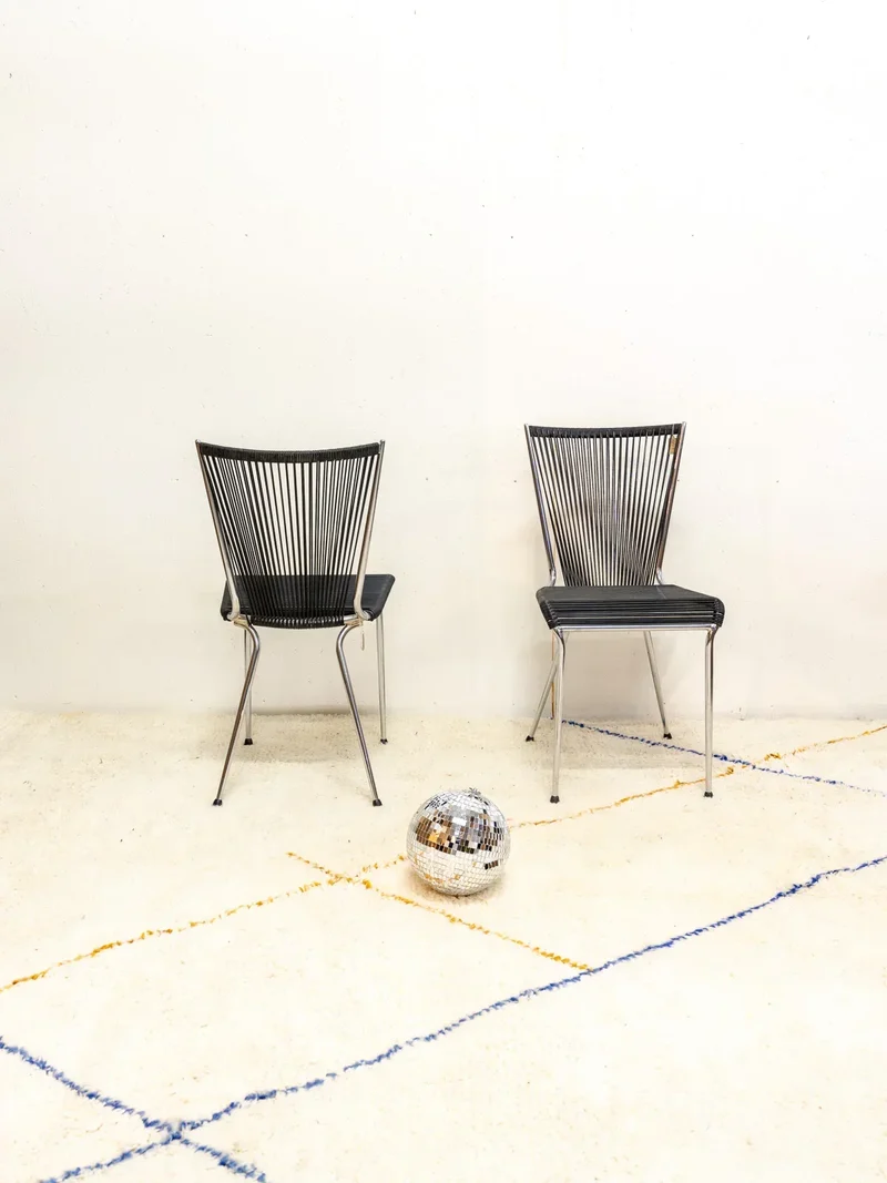 Alma, la paire de chaises en scoubidou N°1171