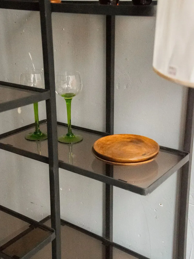 Isabelle, la grande étagère en métal et plexi fumé N°229