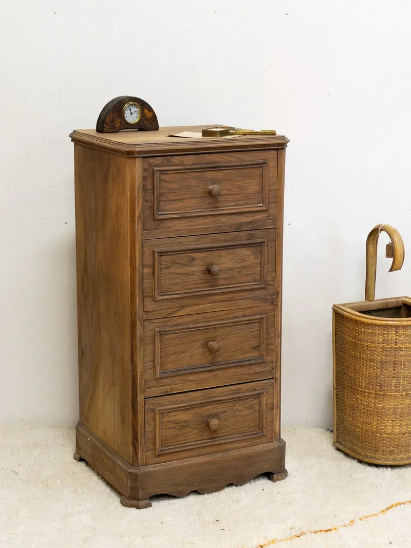 Valery, le chiffonnier en bois N°55
