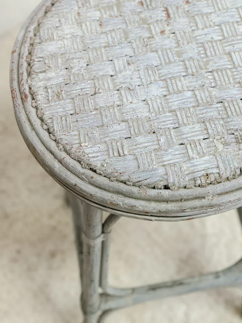 Regis, la paire de tabourets en rotin N°788