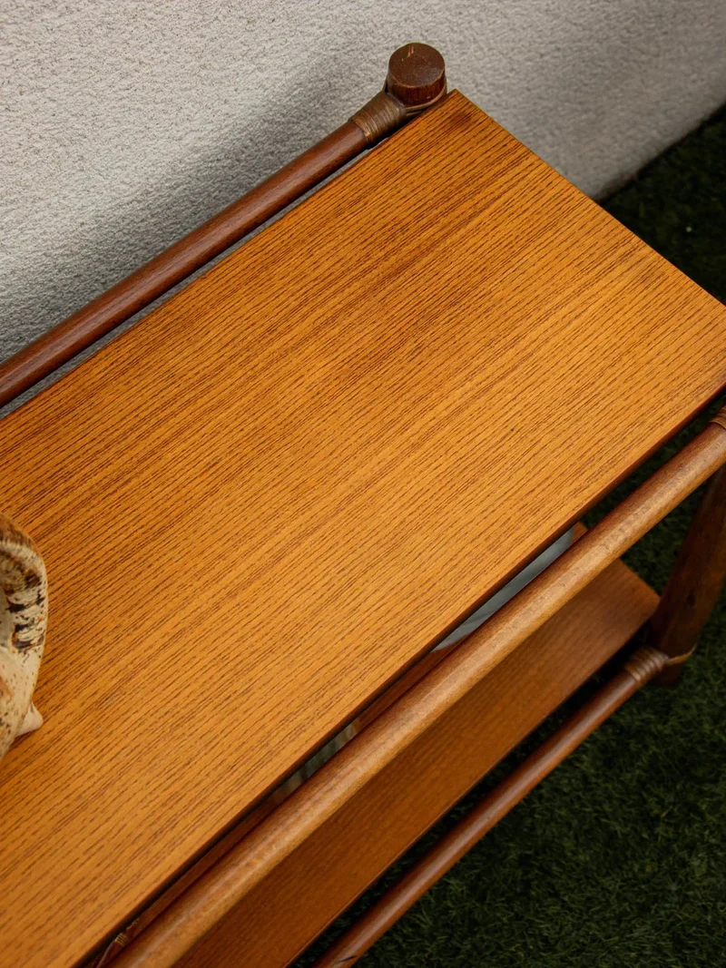 Hanna, la table d'appoint en bambou et teck N°773