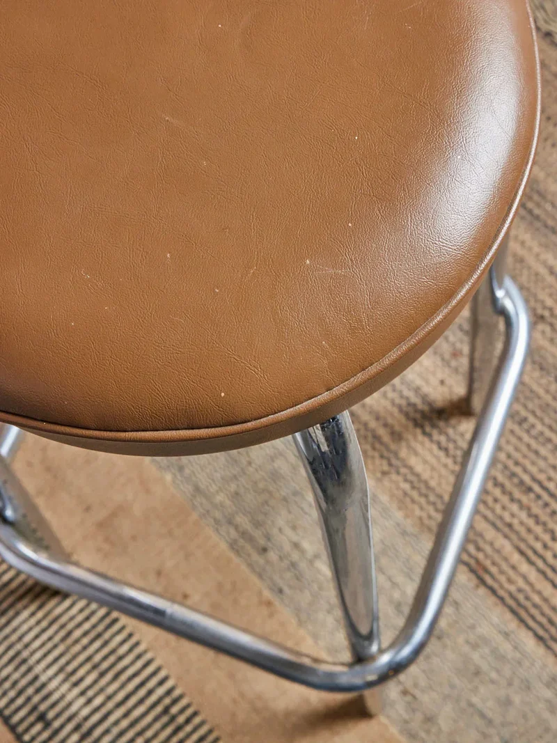 Gaston, le tabouret de bar chromé N°131