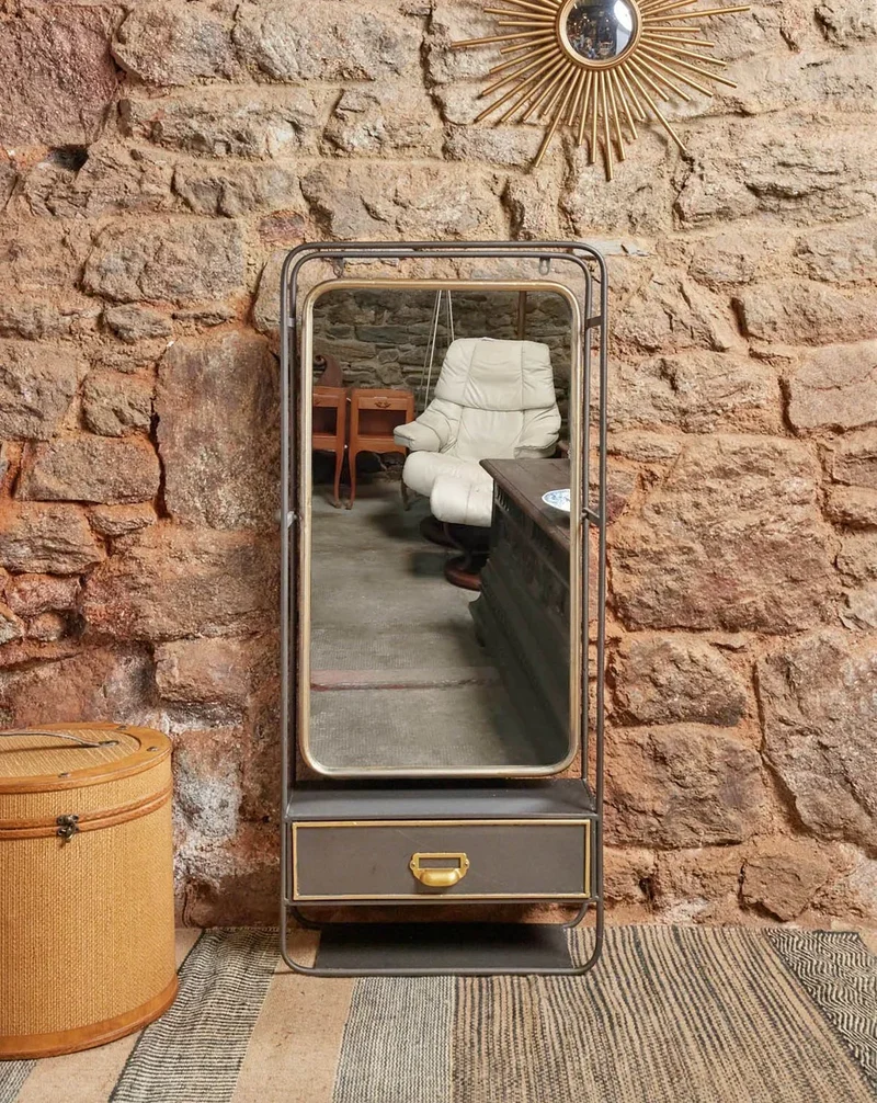 Igor, le miroir d'entrée en métal N°882