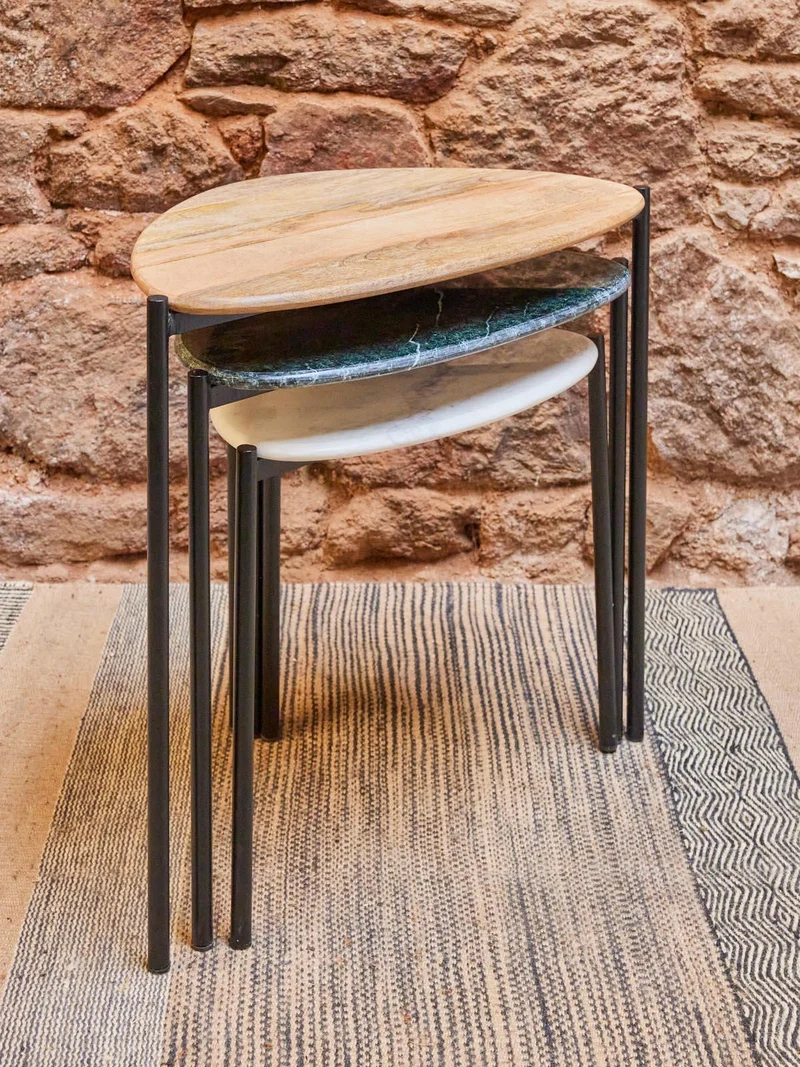 Barbara, les tables gigognes en marbre N°113