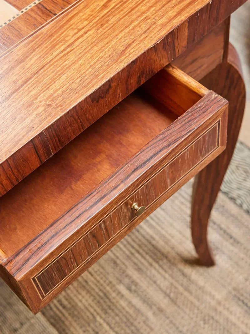 Billie, la table de jeux en bois N°4