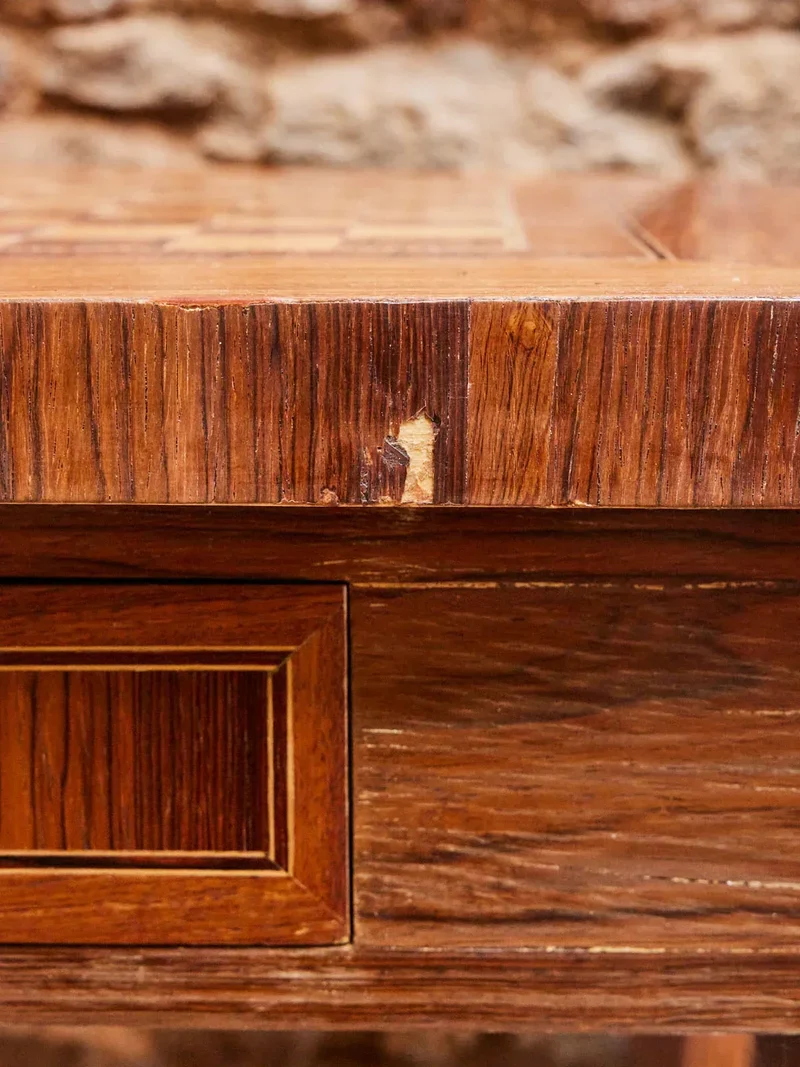 Billie, la table de jeux en bois N°4