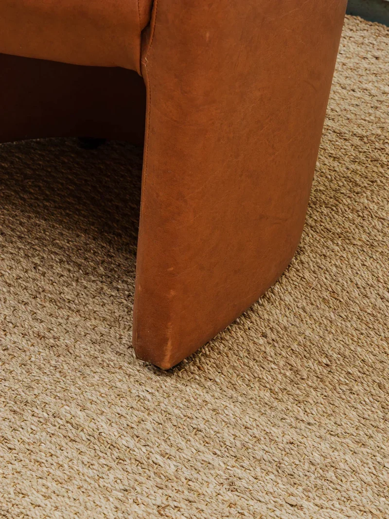 Jakob, le fauteuil marron en simili cuir N°729