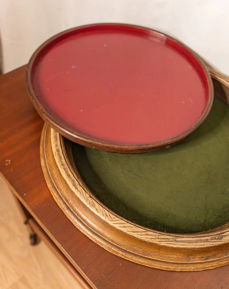 Marcel, le plateau en bois et velours N°133