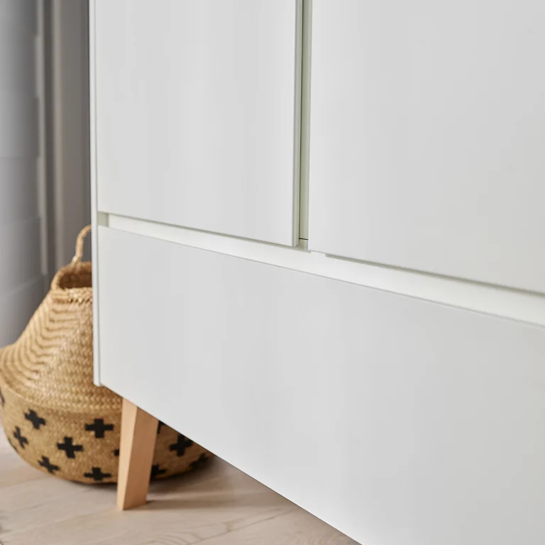 Armoire 2 portes 1 tiroir Pinio Swing - Blanc et bois