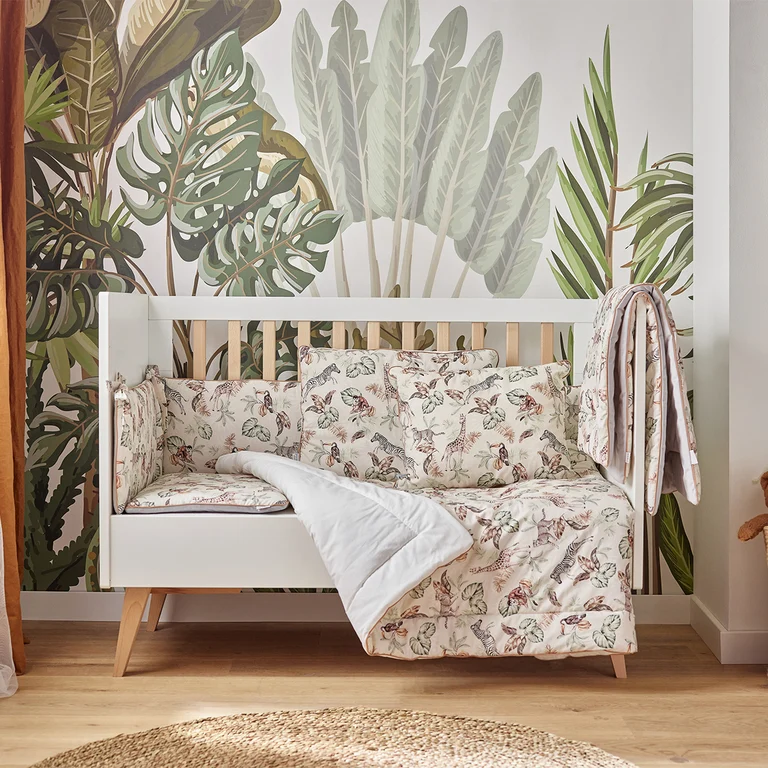 Lit évolutif 70x140 et commode 4 tiroirs 1 porte Pinio Swing - Blanc et bois