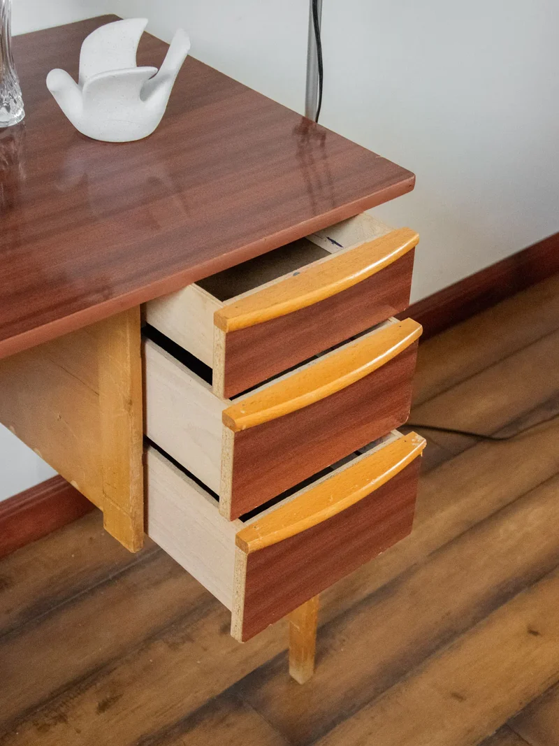 Yvan, le bureau en bois N°445